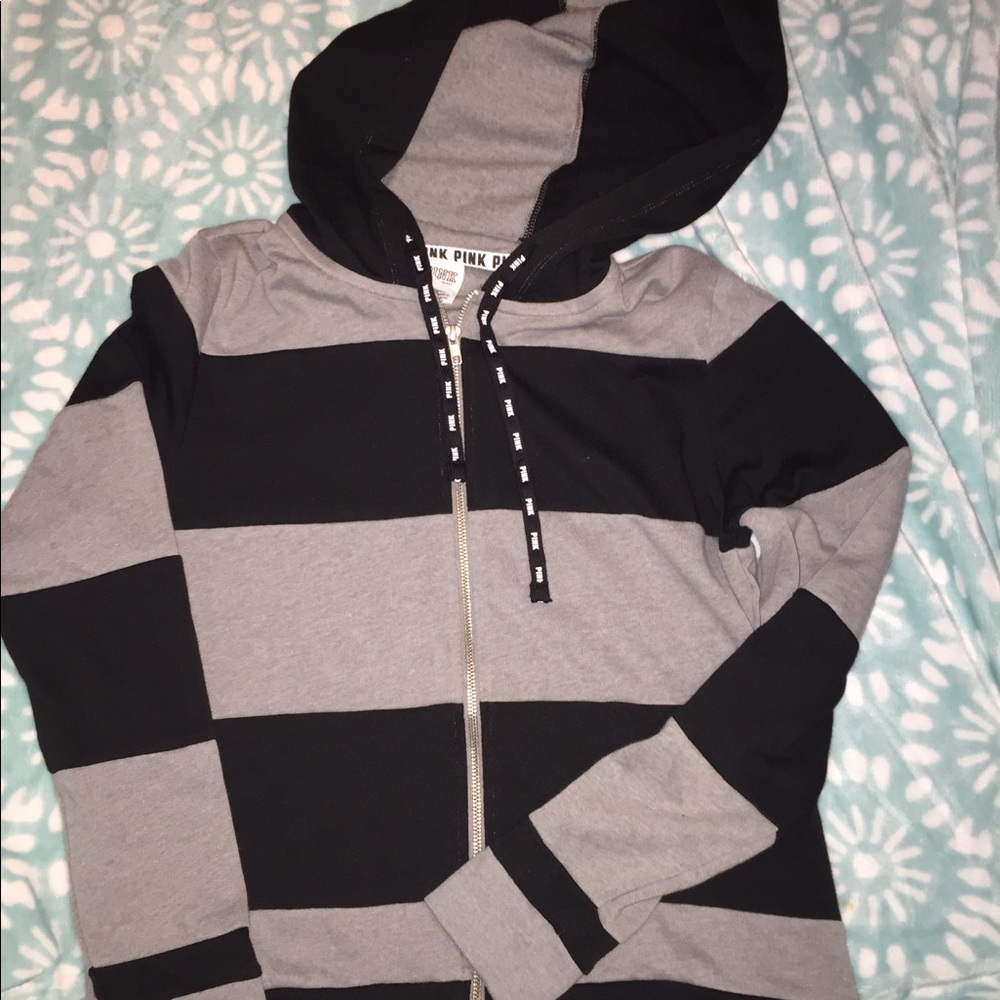 Hoodie by Pink, size M - Picture 2 of 3